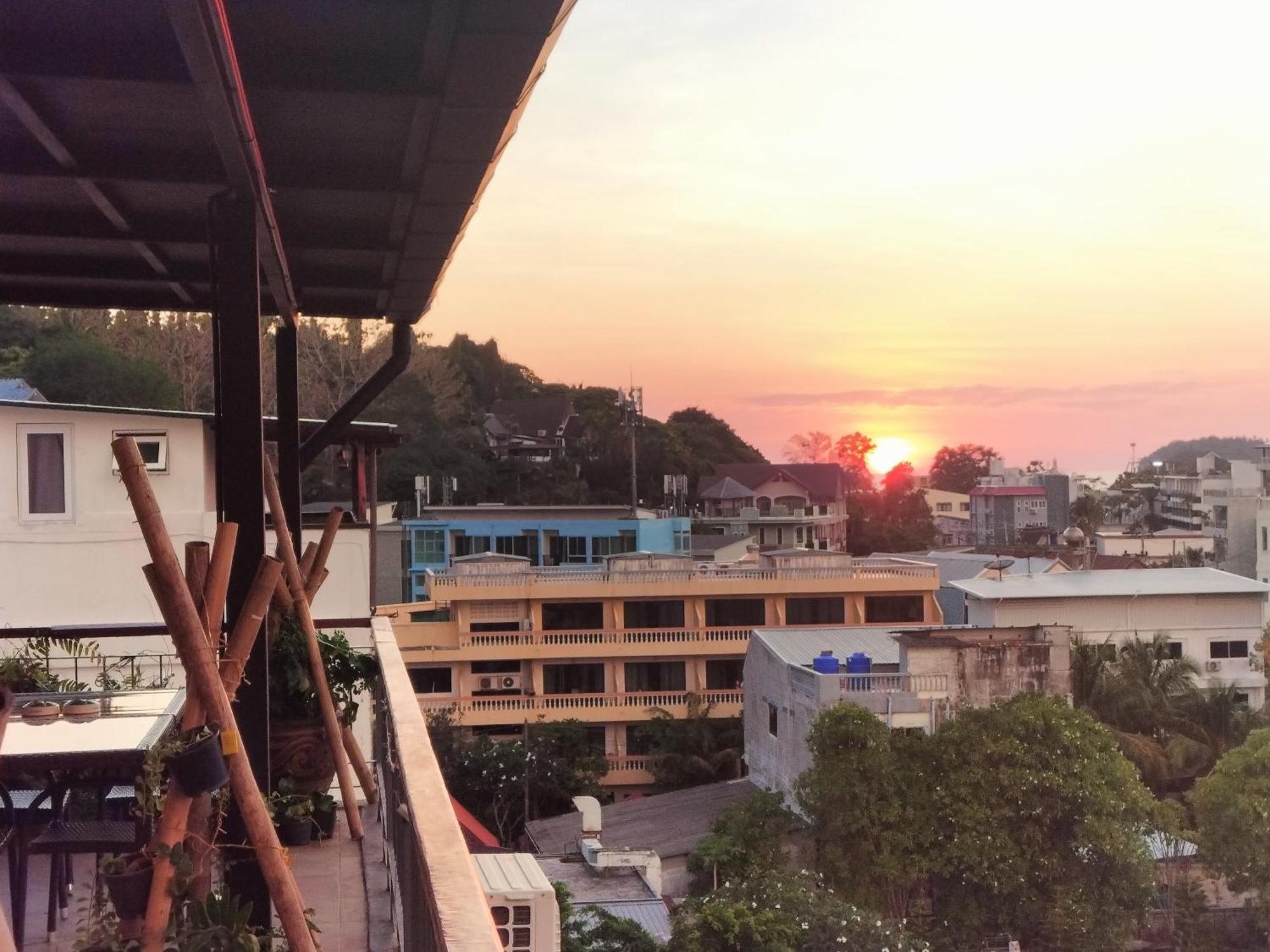 Kata Beach Studio Phuket Exterior foto