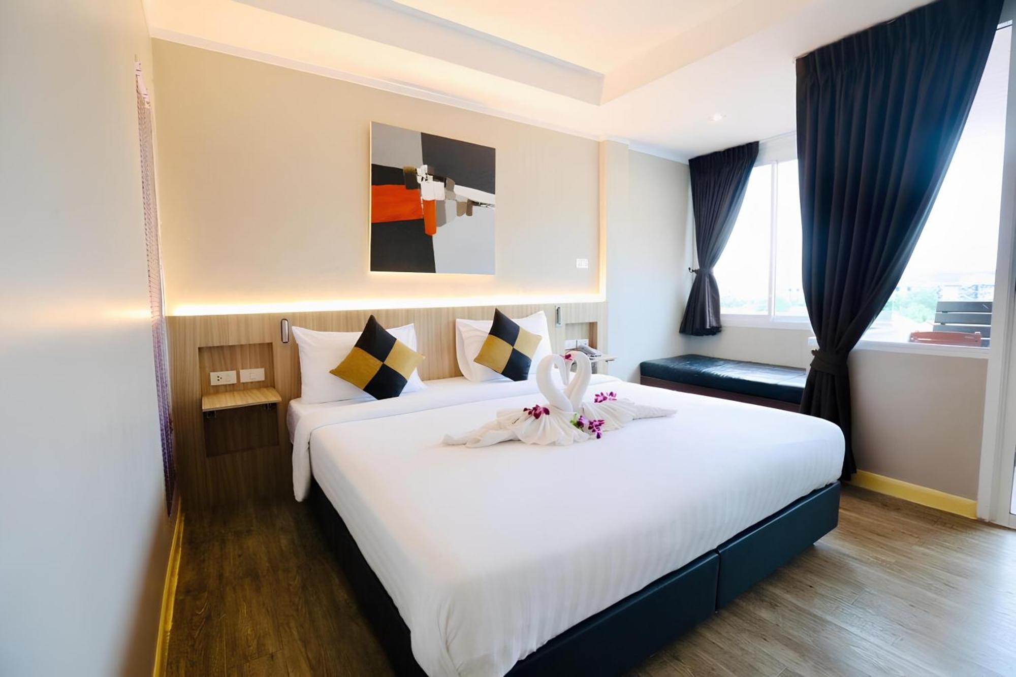 Kata Beach Studio Phuket Exterior foto