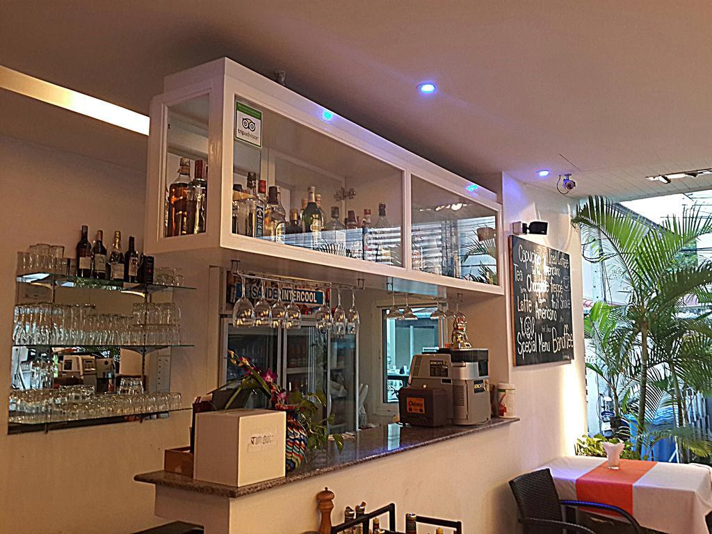 Kata Beach Studio Phuket Exterior foto