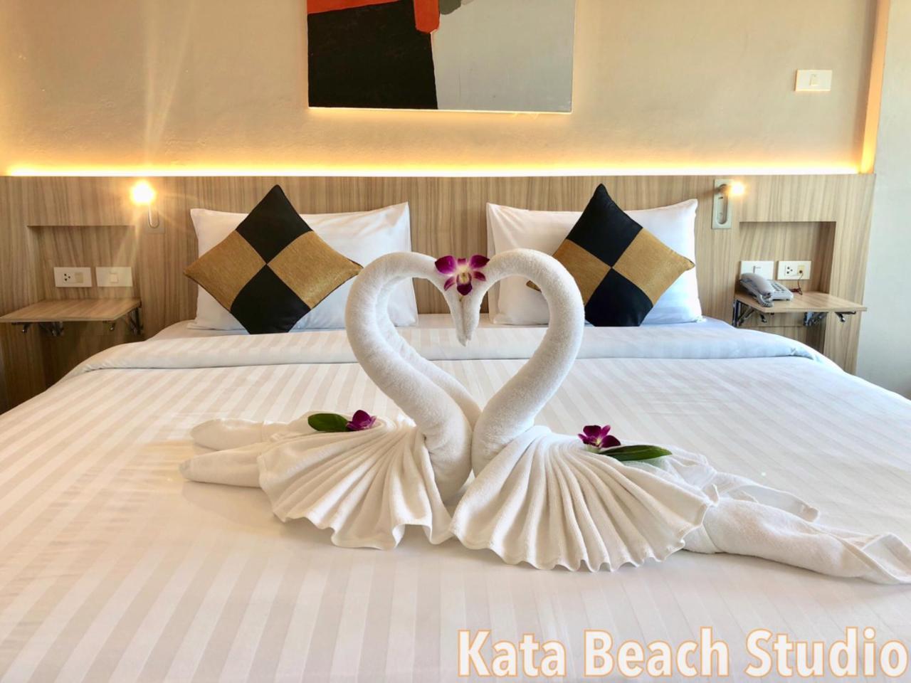Kata Beach Studio Phuket Exterior foto